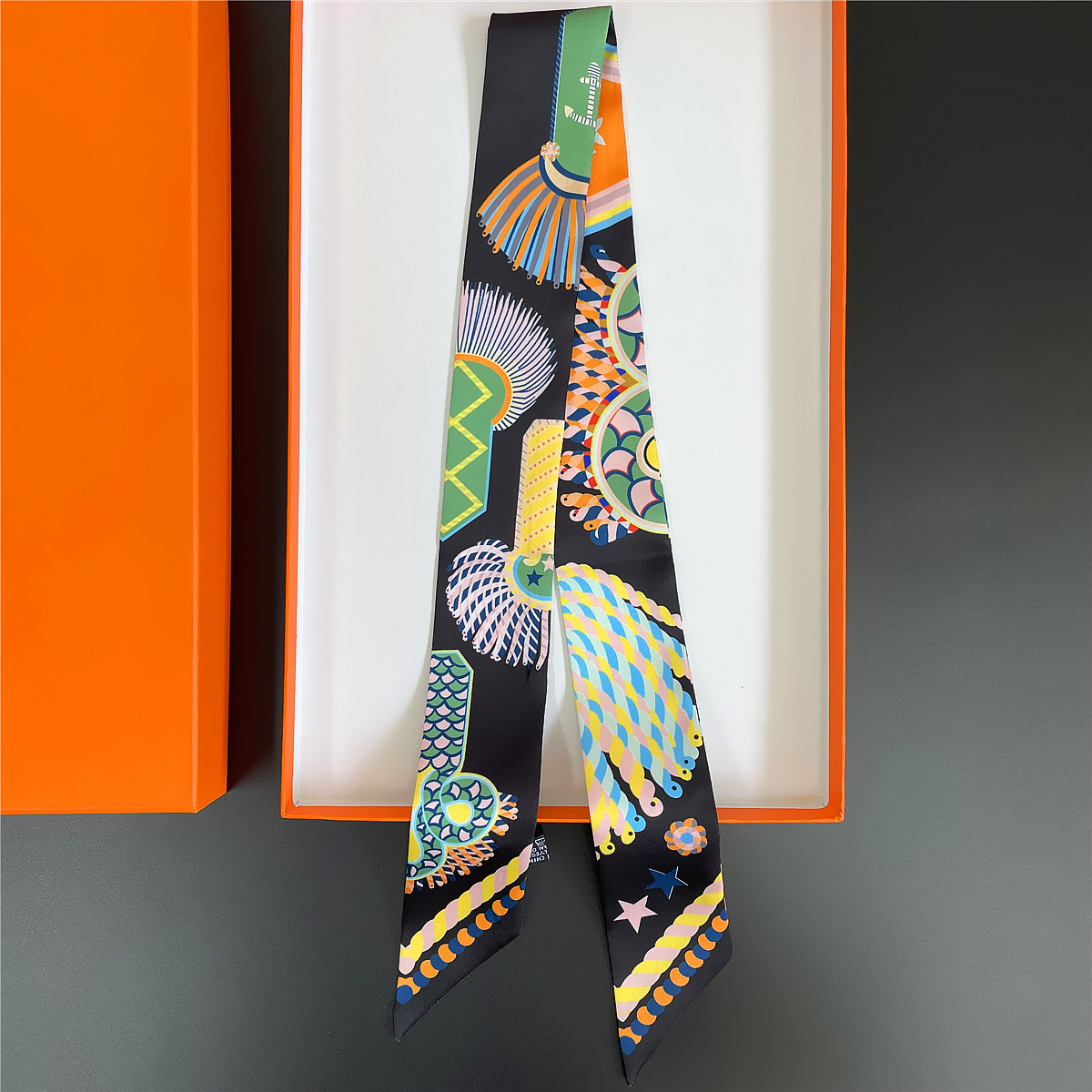 Brand Design Twill 100% Silk S - Silk Neck Scarf บทวิจารณ์และราคา