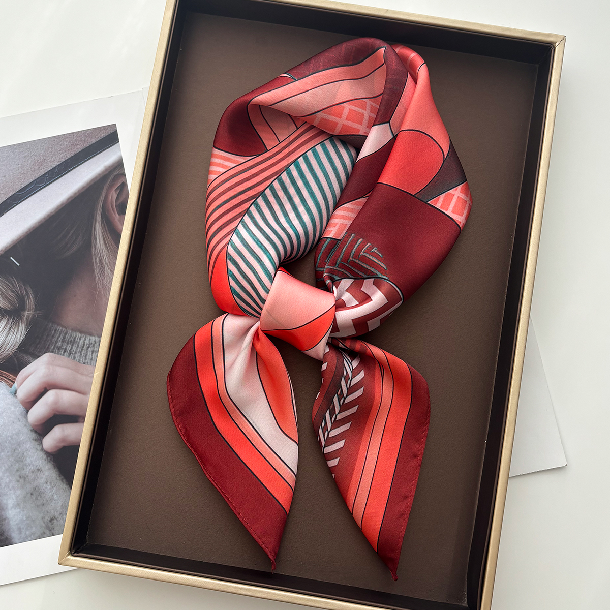 Luxury Square Scarf For Women  - Silk Neck Scarf บทวิจารณ์และราคา