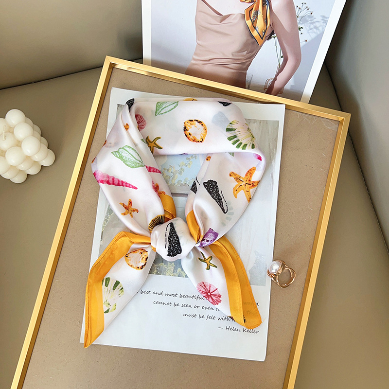 Women Silk Feeling Square Scar - Silk Neck Scarf บทวิจารณ์และราคา