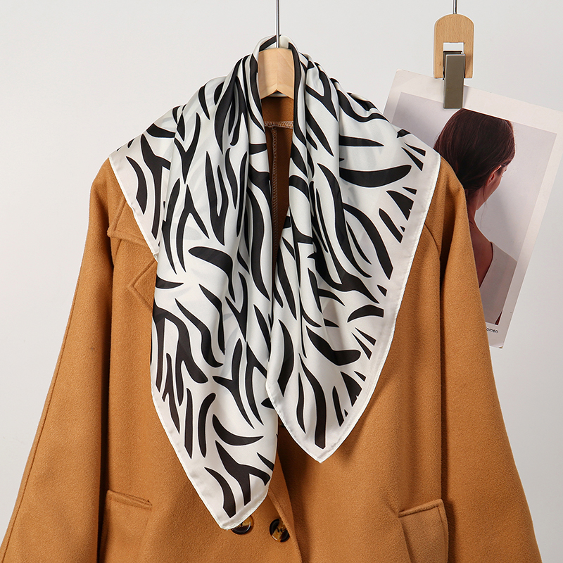 2025 Fashion Zebra Stripes Des - Silk Tie Striped บทวิจารณ์และราคา